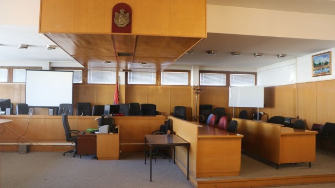 Podrška građana ispred Suda